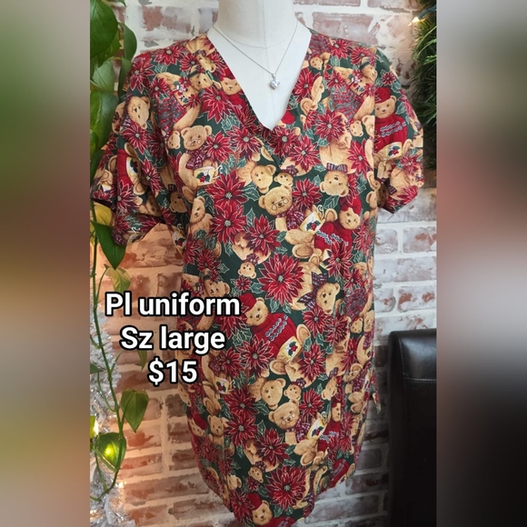 PL uniform company Christmas Scrubs sz large - Picture 1 of 3